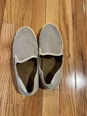 OluKai Women's Slip-On Mesh Shows in Khaki
